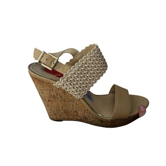 Tan Block Heel Sandals with Woven Straps - Picture 1 of 5